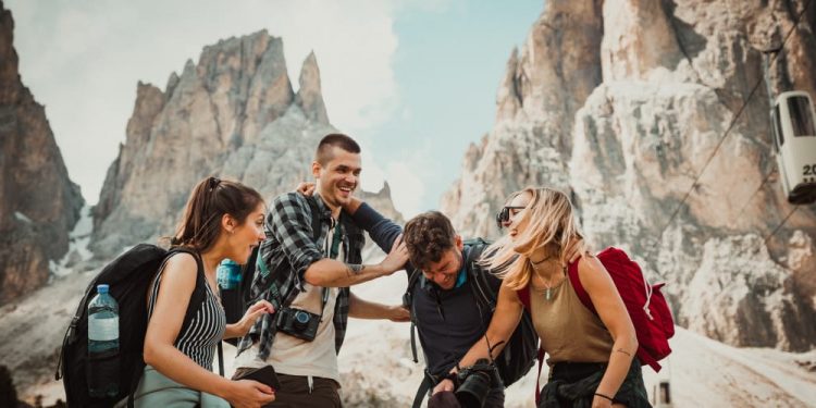 Casual conversation: Beginning a Discussion While Traveling