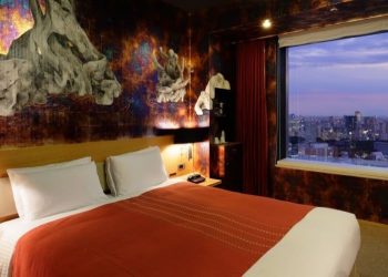 Visiting London and Discovering Extraordinary Accommodations