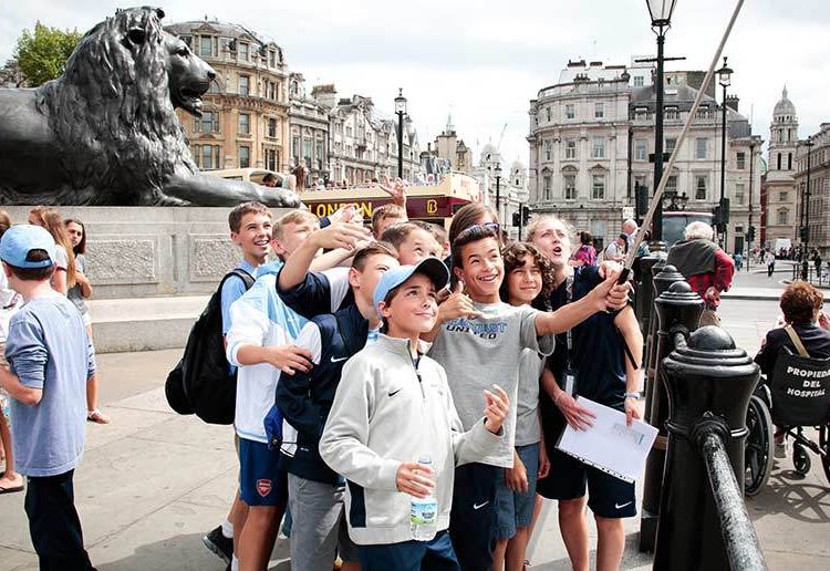 Modest Trips to London, United Kingdom