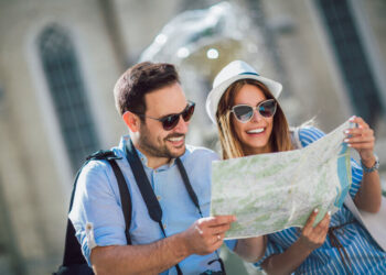Essential Tour Tips for a Seamless Travel Experience