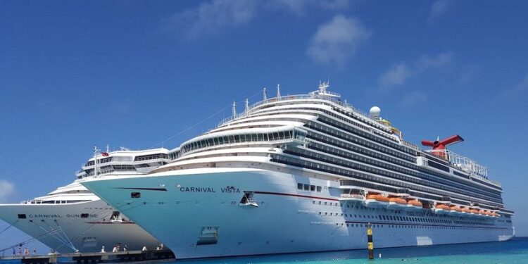 Sailing in Style: The Art and Allure of Modern Cruising