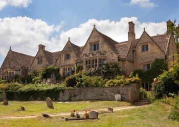 Top- 4 Stays in the Cotswold’s That Exude Heritage Charm